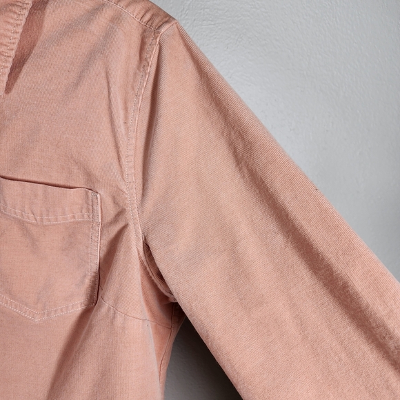 DULUTH TRADING CO. MICRO CORDUROY HIGH/LOW SHIRT - Picture 9 of 10